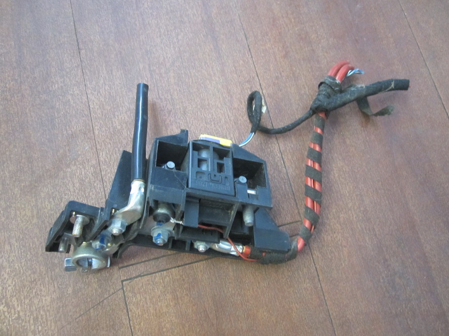 Audi Q7 A4 Tt Battery Cable Plus Pole K98j4590