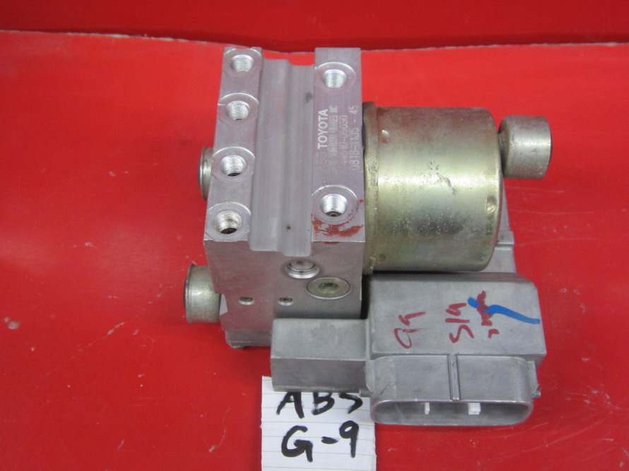 Toyota ABS Module 44510 08030 Used Auto Parts Mercedes Benz Used Parts BMW Used Parts