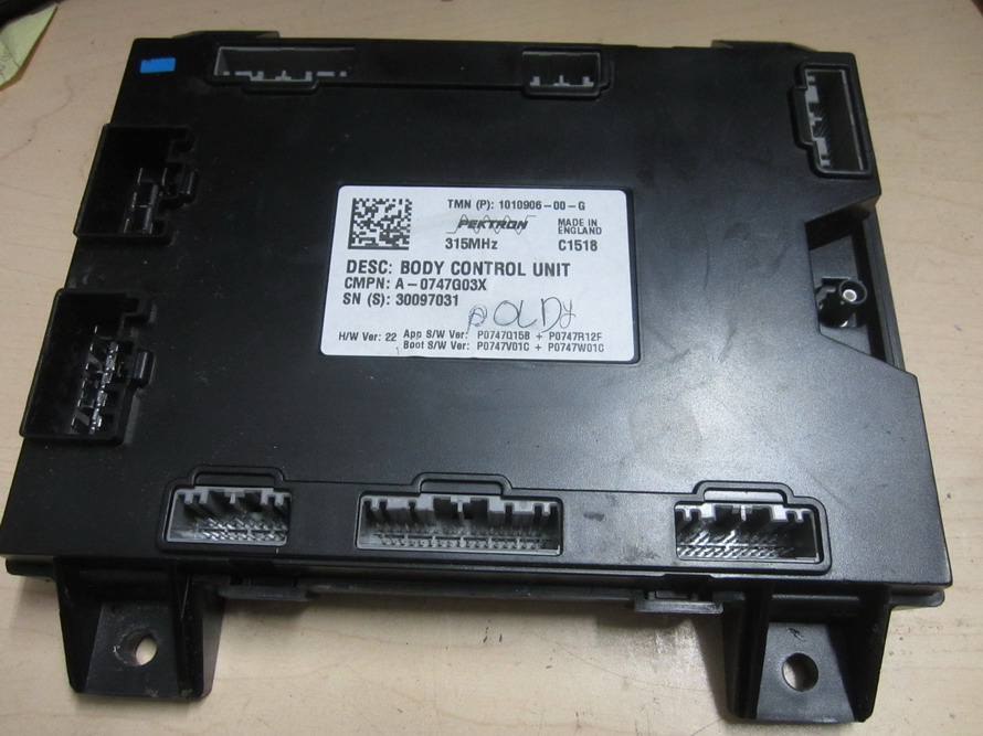 Tesla - Body Control Module - 1010906 00 G: Used Auto Parts | Mercedes ...