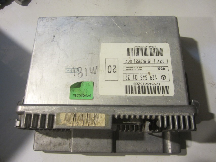 Top Control Module On R129 Location Mercedes Benz R129 500SL EGAS ASR Acceleration Control Module ECU ...
