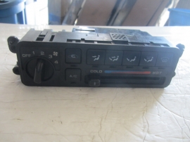 Nissan-AC Heat Air Temperature Control Switch Panel Uni-275109E001