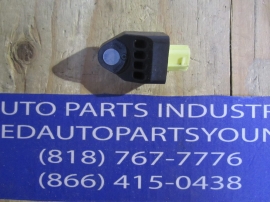 Lexus - Air Bag Sensor SRS  - 89831 60020