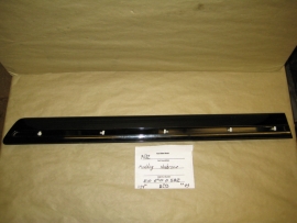 Mercedes Benz - - Moulding NOchrome - 2106900582