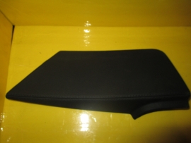 Mercedes Benz - Trim - 5555