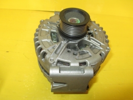 Mercedes Benz - Alternator - 0 121 813 001
