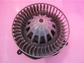 Mercedes Benz - Heater Blower Regulator Motor - 0980omj