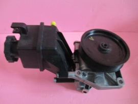 Mercedes Benz - Power Steering Pump - 006 466 5701