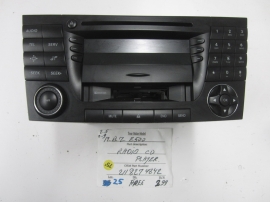 Mercedes Benz - Navigation - GPS - 2118274842