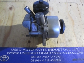 Mercedes Benz - Power Steering Pump - A0054667001