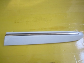 Mercedes Benz - Moulding NOchrome - 209 690 25 62