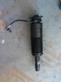 Mercedes Benz - Strut - Shock ABC  TYPE   AMG  Body Control (ABC) left front strut- 230