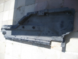 Jaguar F-PACE LEFT DRIVER UNDER BODY SHIELD GUARD COVER PANEL - under body floor cover - K83 104C21