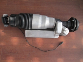 Mercedes Benz - Air Suspension - 2403200913