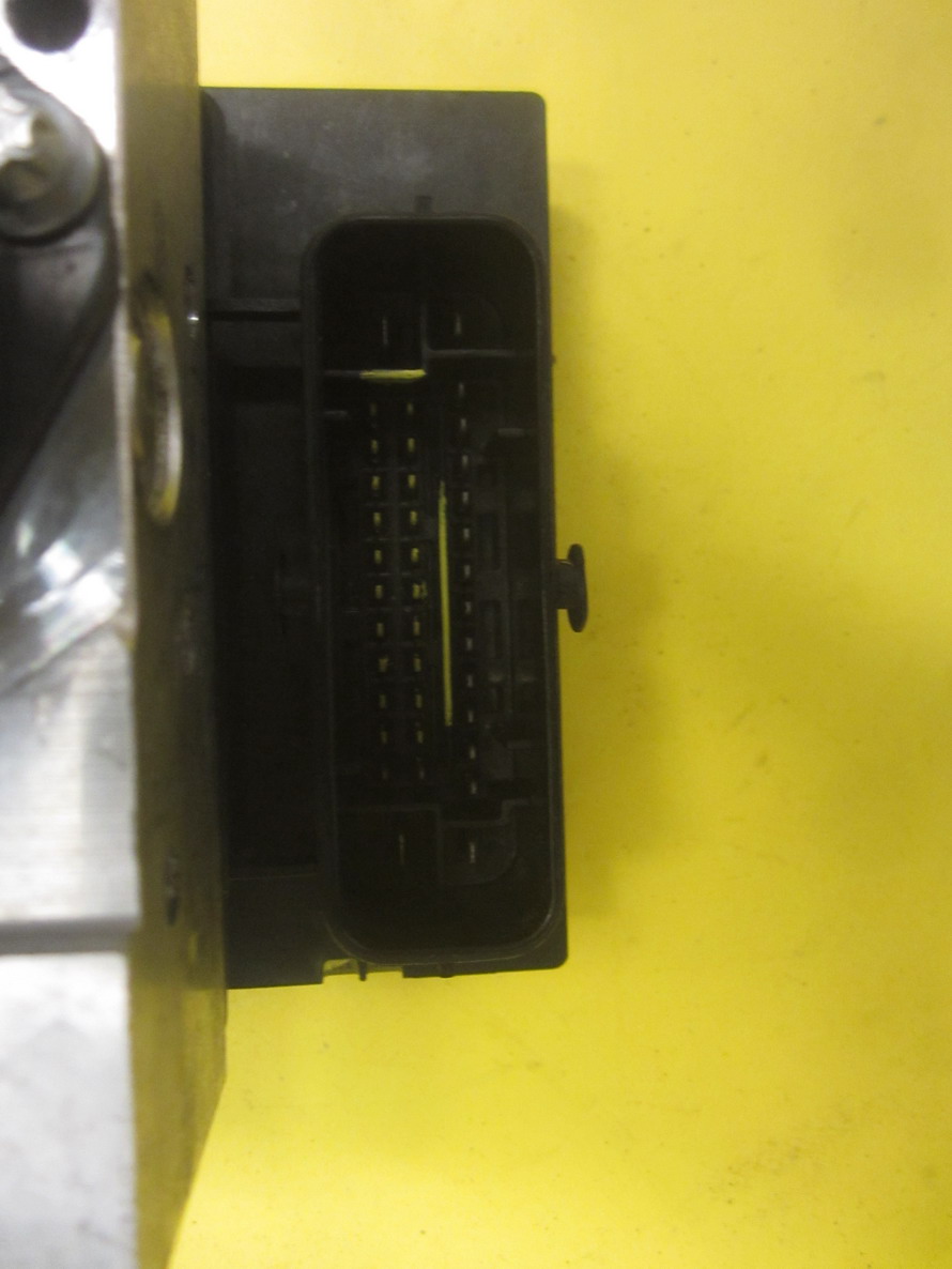 Audi A4 - ABS CONTROL MODULE - -: Used Auto Parts | Mercedes Benz Used ...