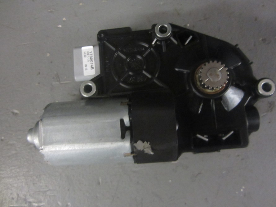 2012-2015 MERCEDES C350 COUPE OEM SUNROOF MOONROOF MOTOR 2128200008 ...