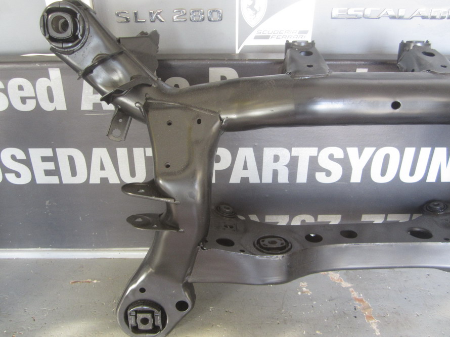 04 05 06 07 08 09 Toyota Prius Front Engine Cradle Crossmember 04 05 06 07 08 09 Toyota Prius Front Engine Cradle Crossmember
