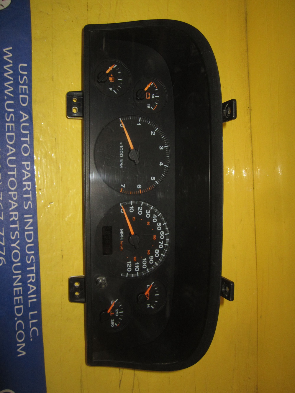 jeep-speedo-cluster-56042902ai-used-auto-parts-mercedes-benz