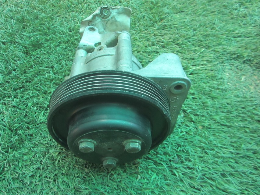 BMW E34 E36 525I S50 M50 VICKERS Power Steering Pump - 1137013