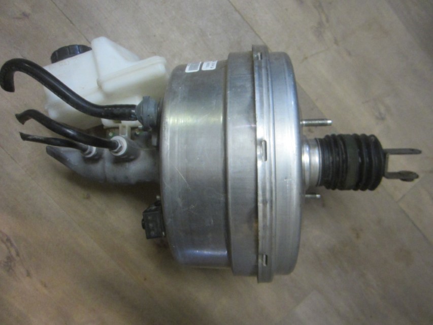 Mercedes Benz W166 GL350 ML350 GLE350 GLS350 POWER BRAKE MASTER  